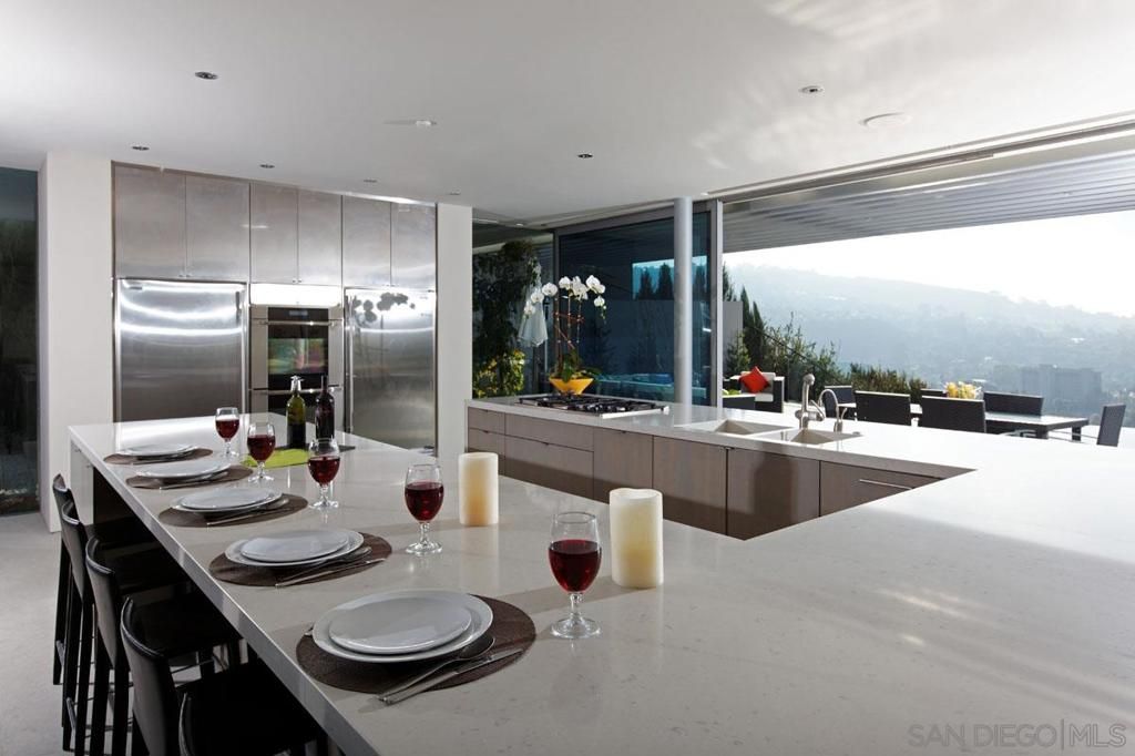 Dining room, Interior, Kitchen, Recessed Lighting, Stainless Steel Appliances