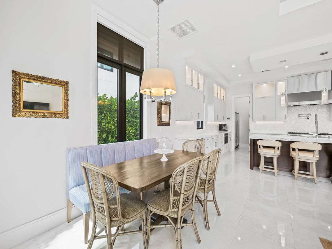 Dining room, Interior, Kitchen, Pendant Lights, Recessed Lighting