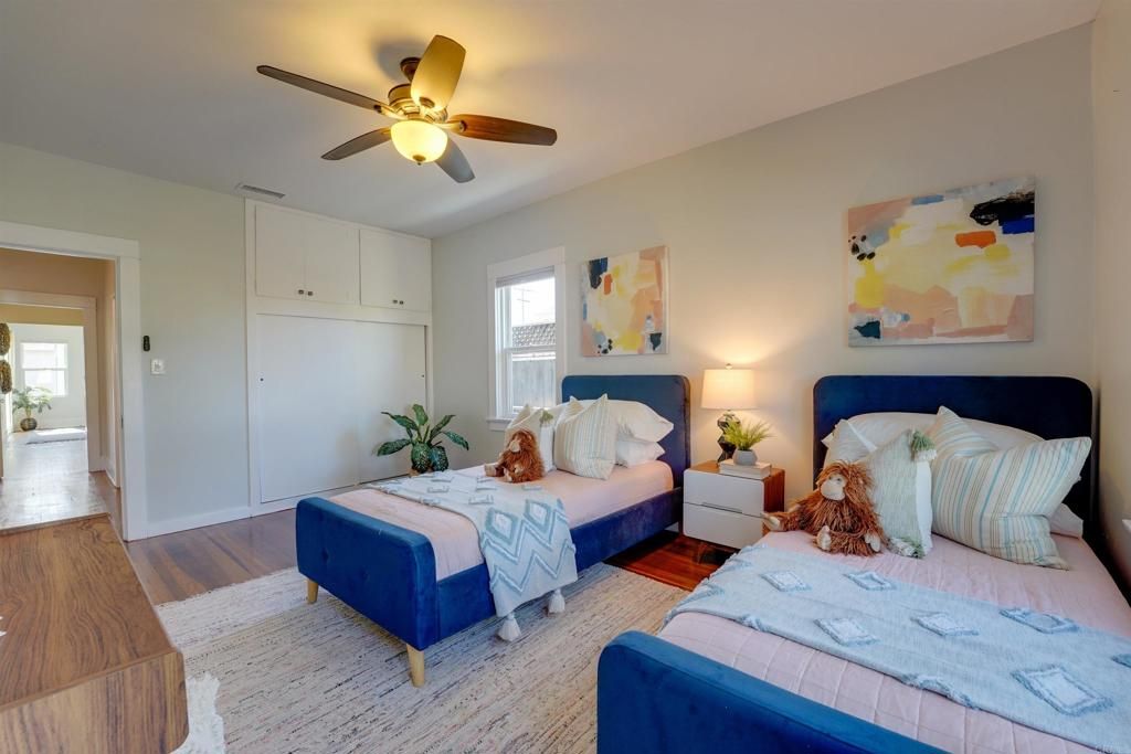 Bedroom, Interior, Wood Texture Flooring