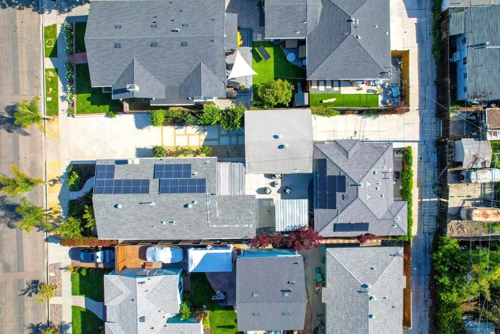 Exterior, Drone