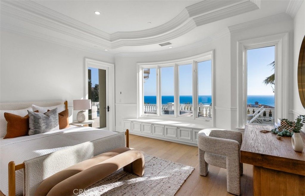 Bedroom, Interior, Recessed Lighting, Water, Wood Texture Flooring