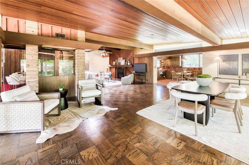 Dining room, Interior, Living room, Pendant Lights, Stone Walls, Wooden Ceilings, Wood Texture Flooring, Wooden Walls