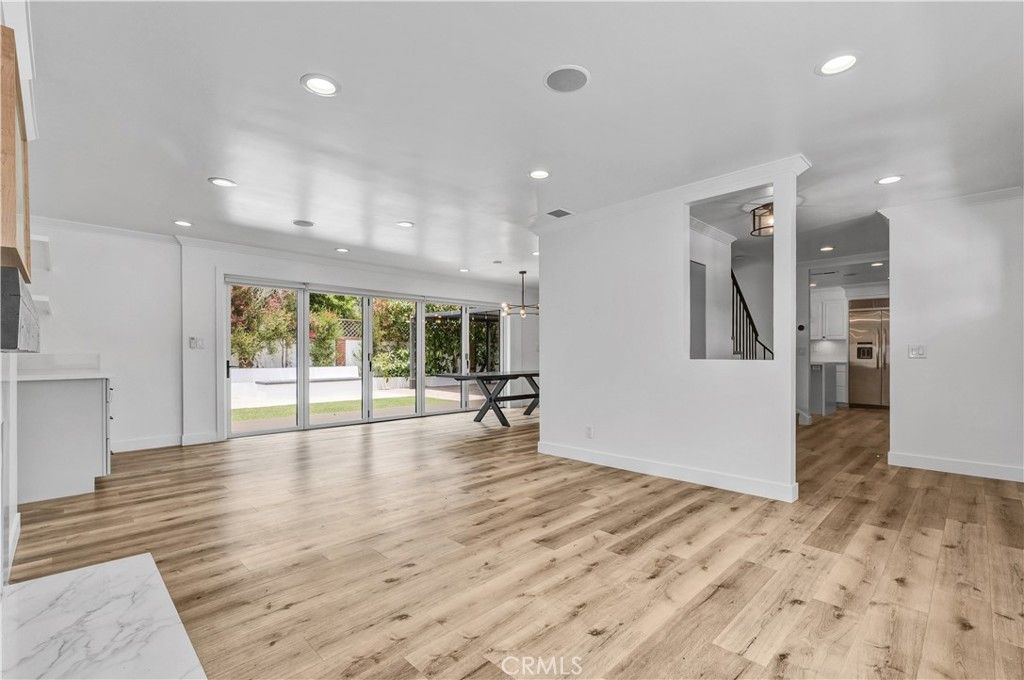 Empty room, Interior, Pendant Lights, Recessed Lighting, Wood Texture Flooring