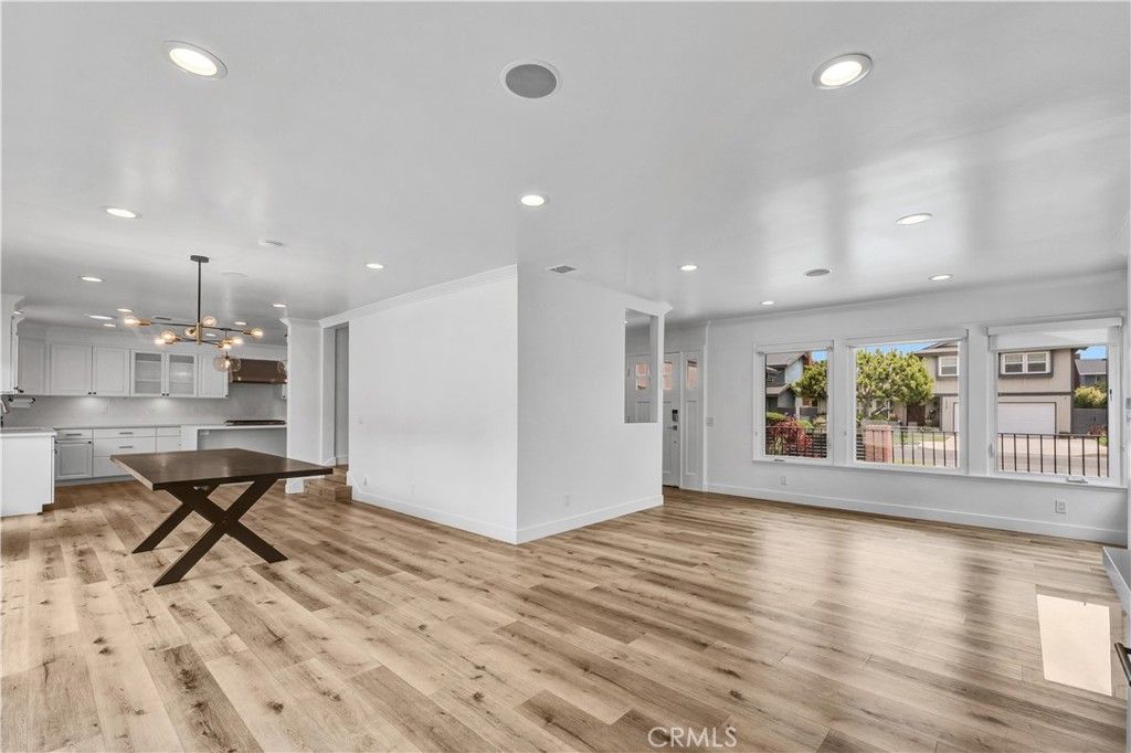 Empty room, Game Room, Interior, Kitchen, Pendant Lights, Recessed Lighting, Wood Texture Flooring