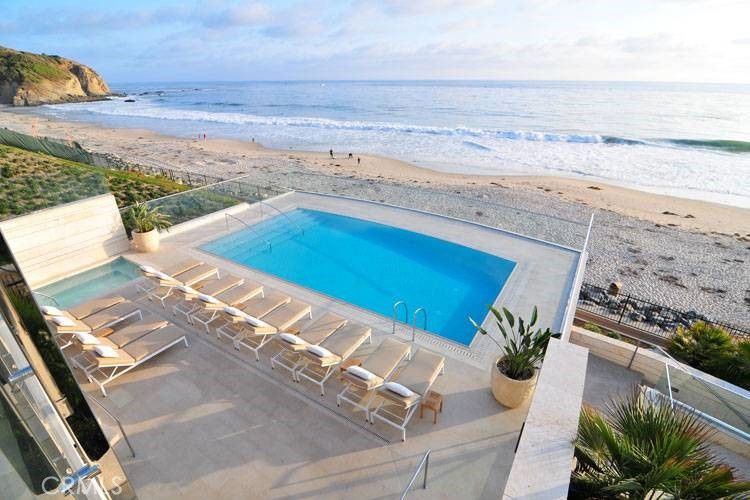 Exterior, Pool, Water