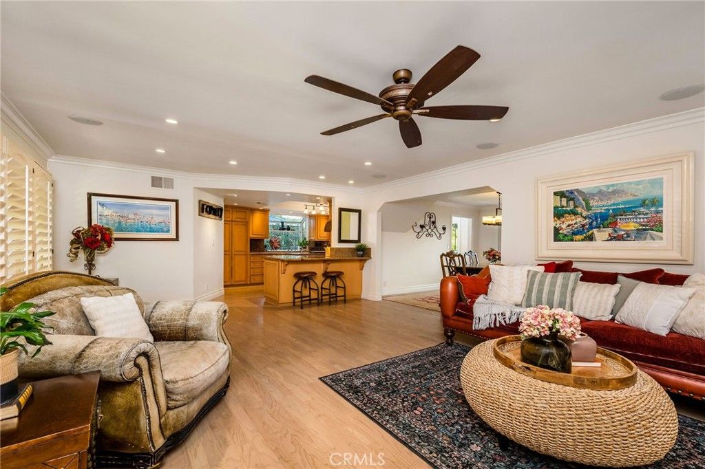 Interior, Kitchen, Living room, Recessed Lighting, Wood Texture Flooring