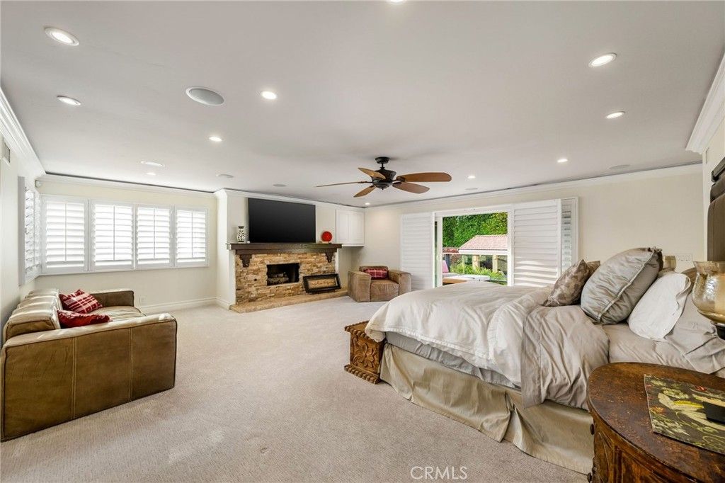 Bedroom, Fireplace, Interior, Recessed Lighting