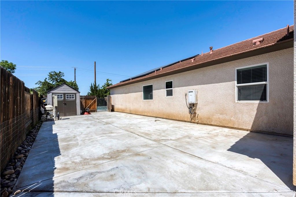 Backyard, Detached Garage, Exterior