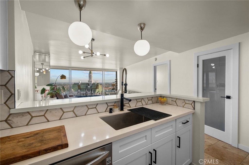 Interior, Kitchen, Pendant Lights, Water