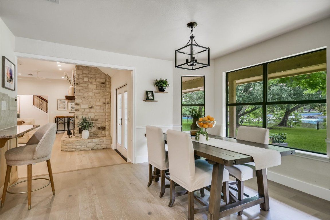 Dining room, Interior, Pendant Lights, Recessed Lighting, Stone Walls, Wood Texture Flooring