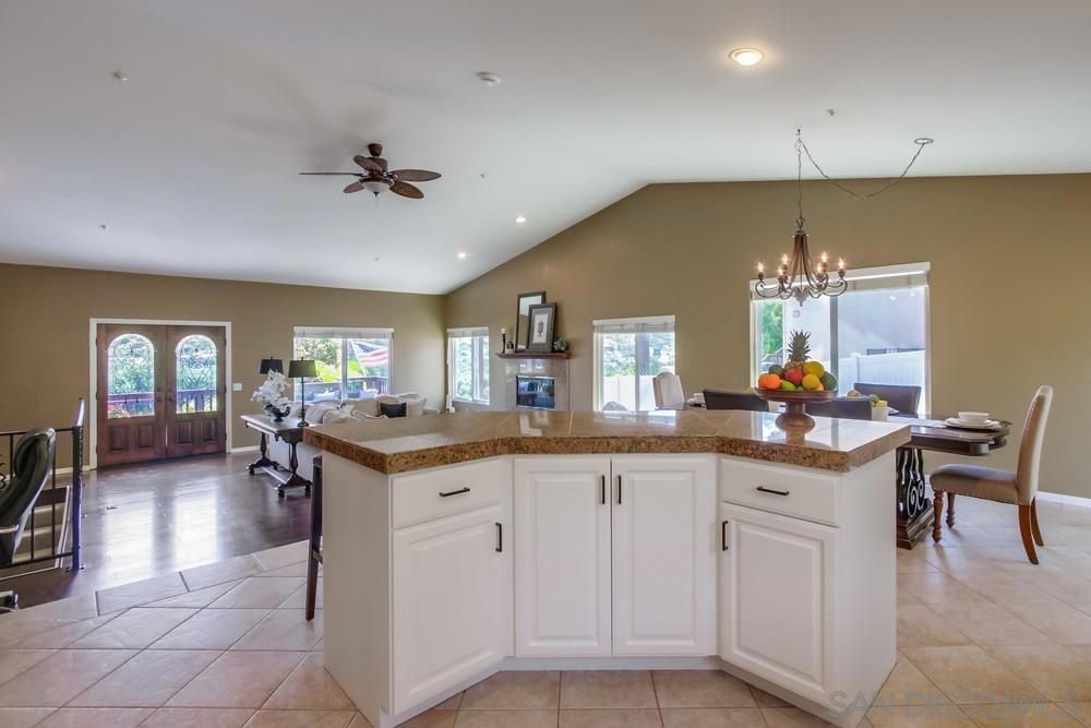 Chandelier, Dining room, Interior, Kitchen, Recessed Lighting