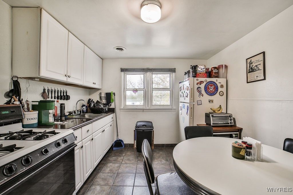 Dining room, Interior, Kitchen