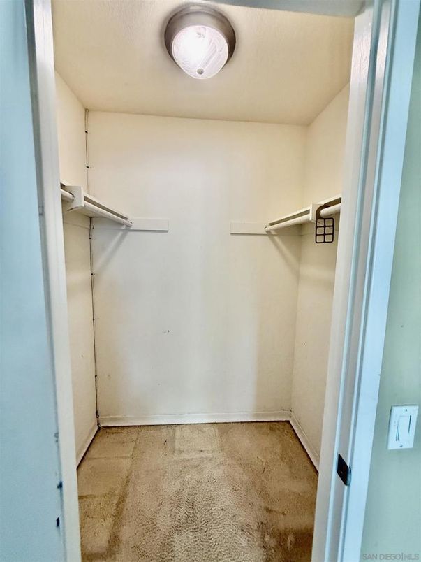 Interior, Walk-in Closets