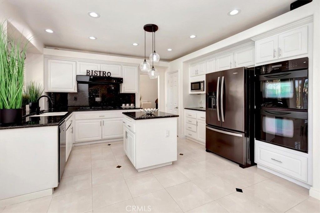Dining room, Interior, Kitchen, Pendant Lights, Recessed Lighting