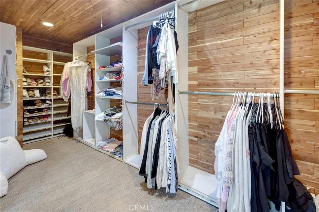 Interior, Recessed Lighting, Walk-in Closets, Wooden Ceilings, Wooden Walls