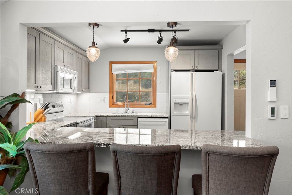 Interior, Kitchen, Pendant Lights