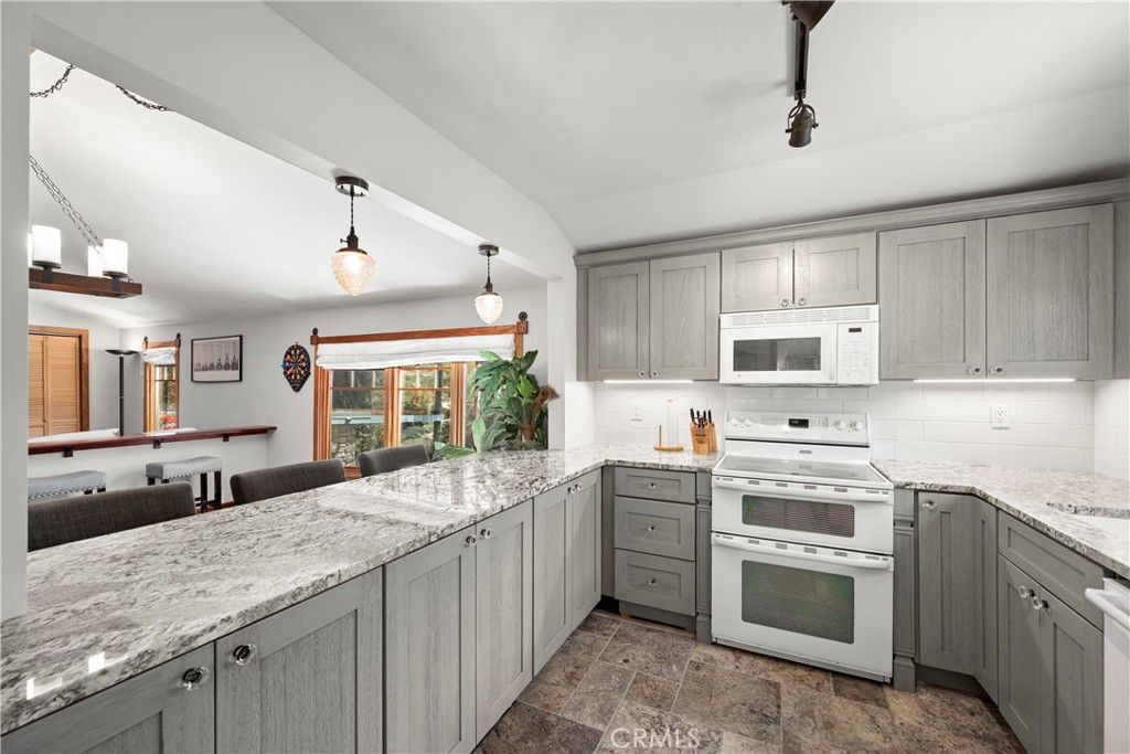 Interior, Kitchen, Pendant Lights