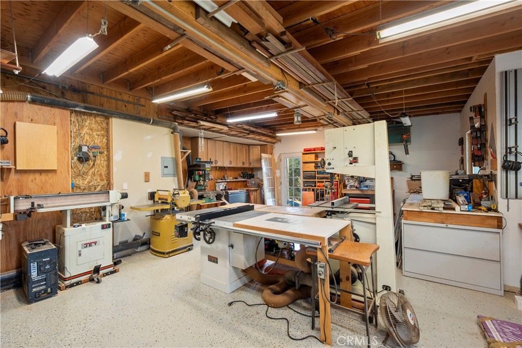 Interior, Kitchen, Wooden Beams, Wooden Ceilings