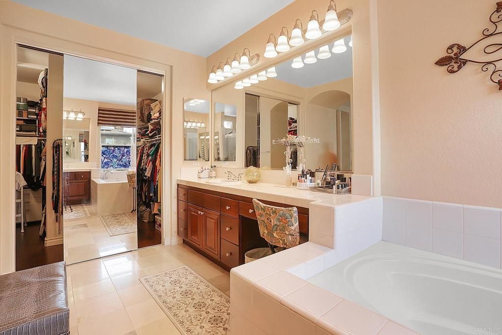 Bathroom, Dual Sink Vanities, Interior, Walk-in Closets