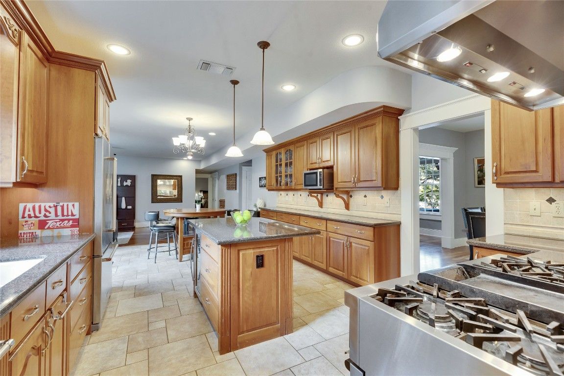 Chandelier, Dining room, Interior, Kitchen, Pendant Lights, Recessed Lighting