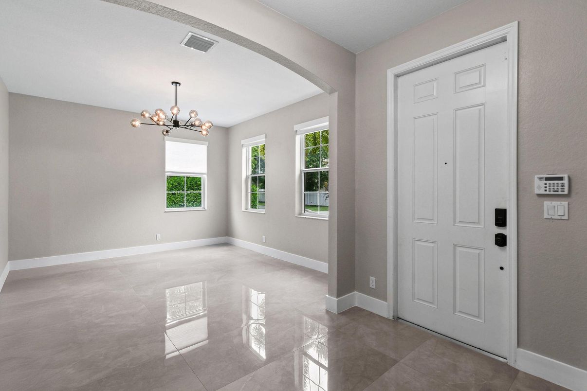 Empty room, Interior, Pendant Lights
