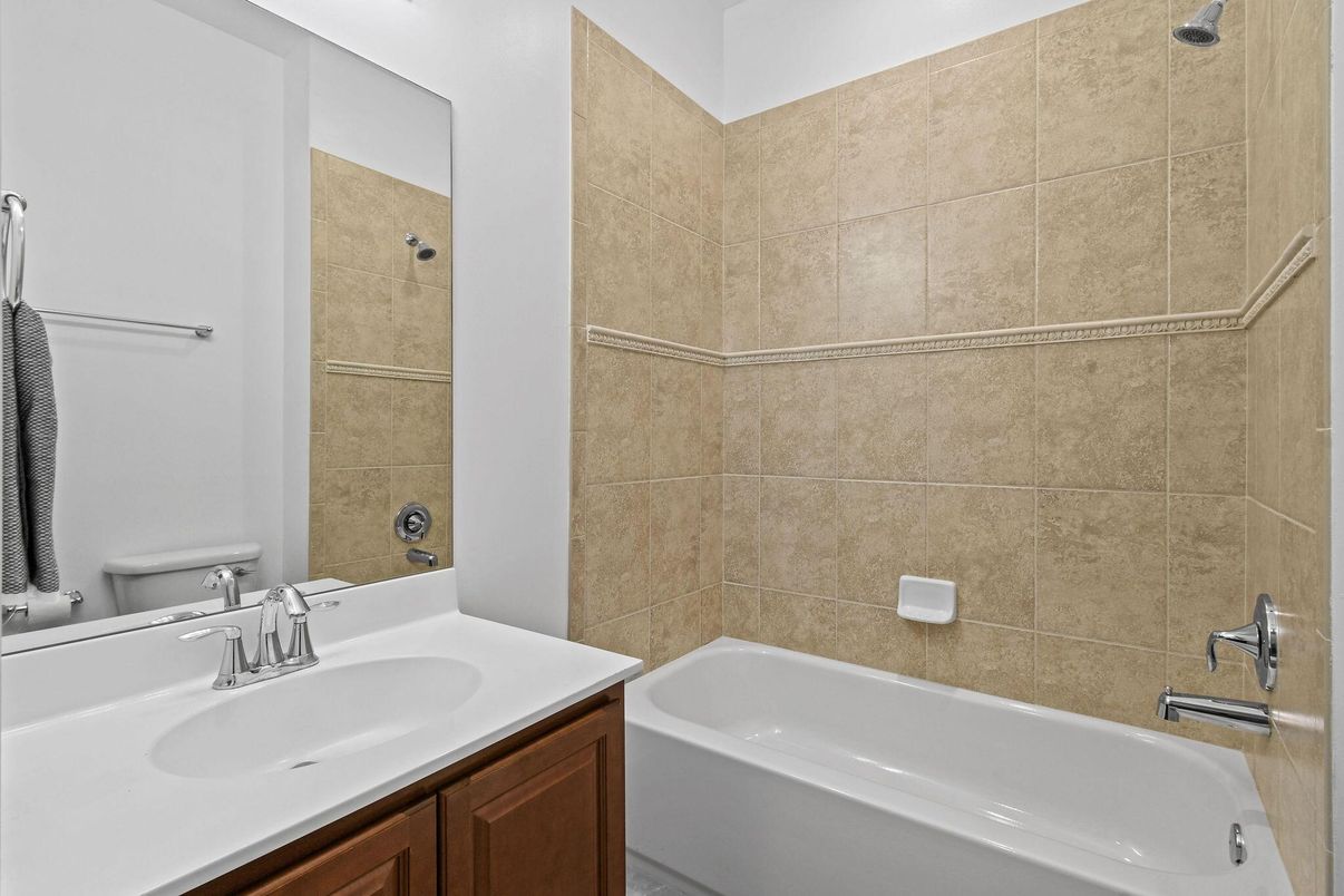 Bathroom, Dual Sink Vanities, Interior