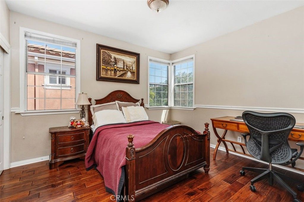 Bedroom, Home Office, Interior, Wood Texture Flooring