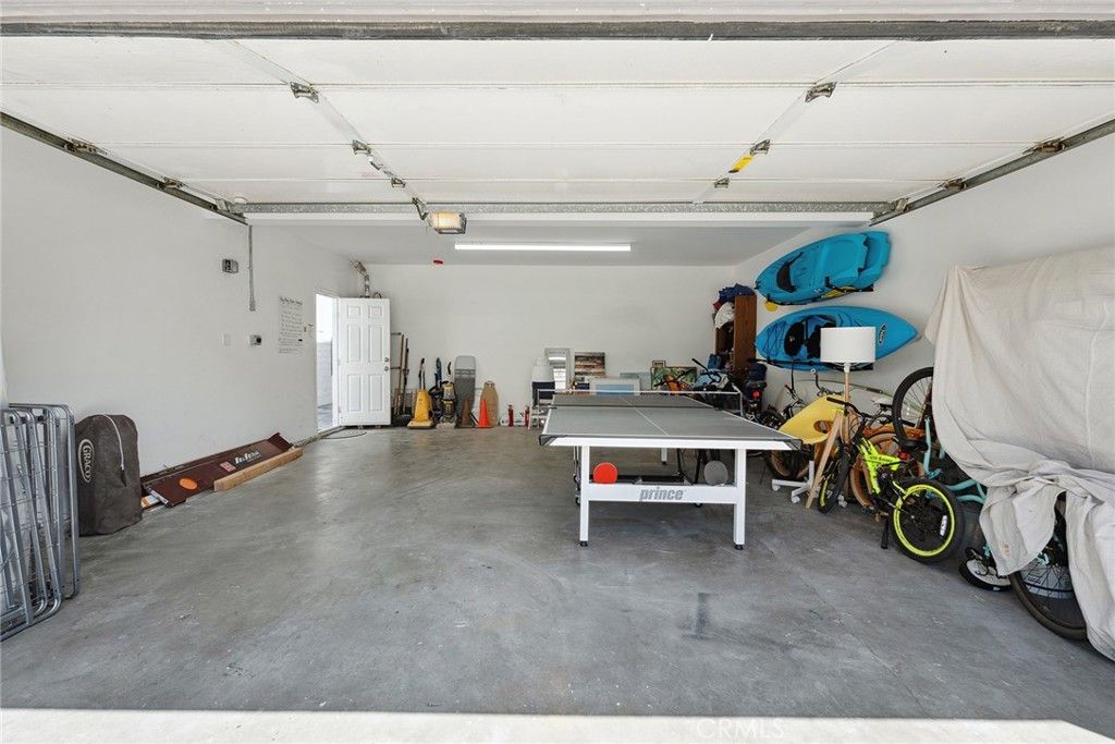 Game Room, Garage, Interior