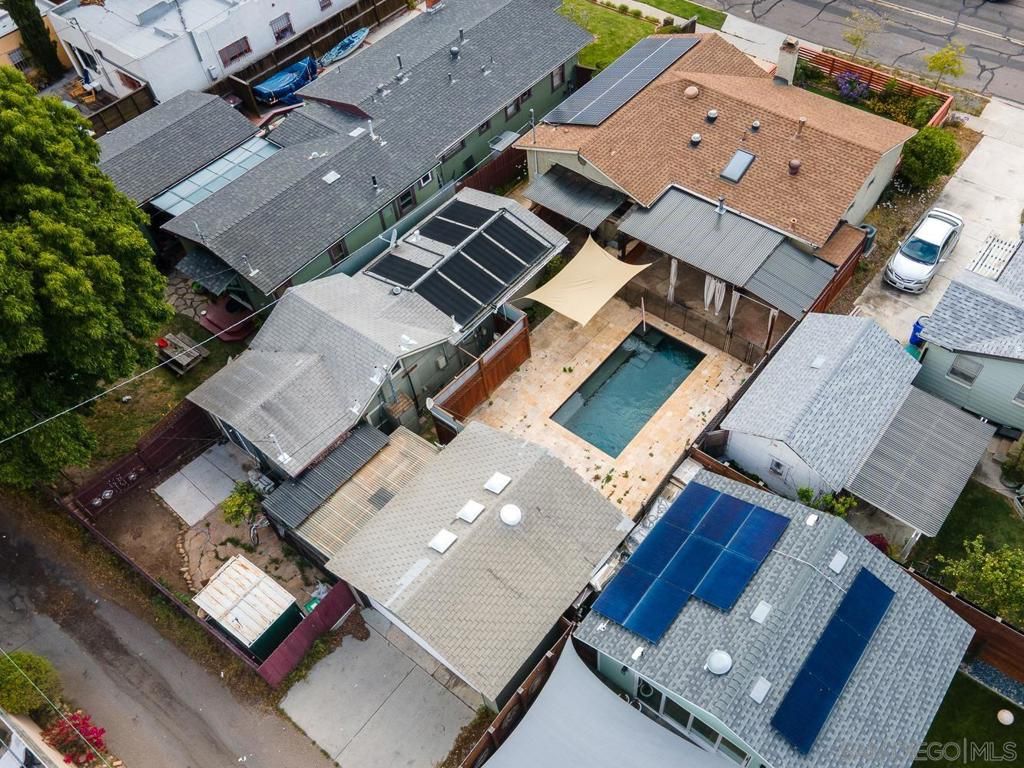 Exterior, Drone