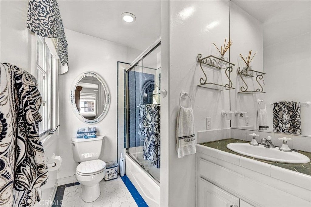 Bathroom, Glass Shower, Interior, Recessed Lighting, Tile Countertops