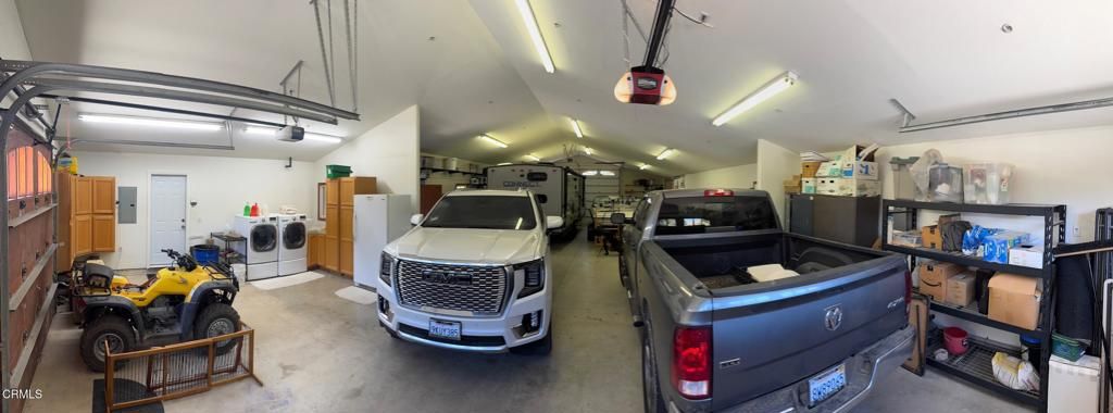 Garage, Interior