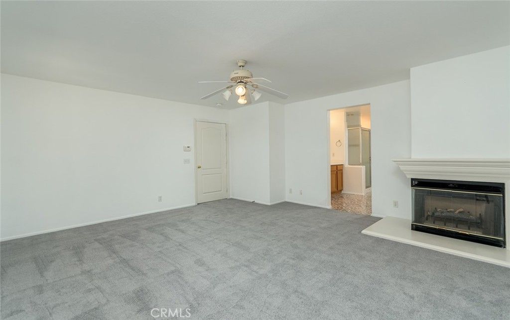 Empty room, Fireplace, Interior