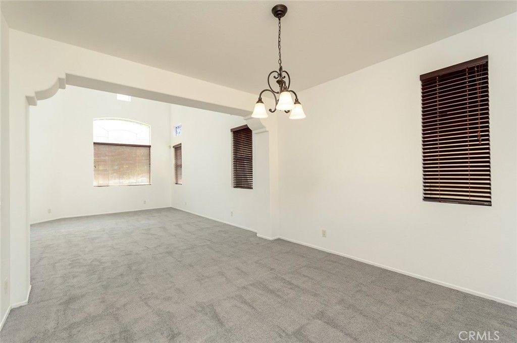 Chandelier, Empty room, Interior, Pendant Lights