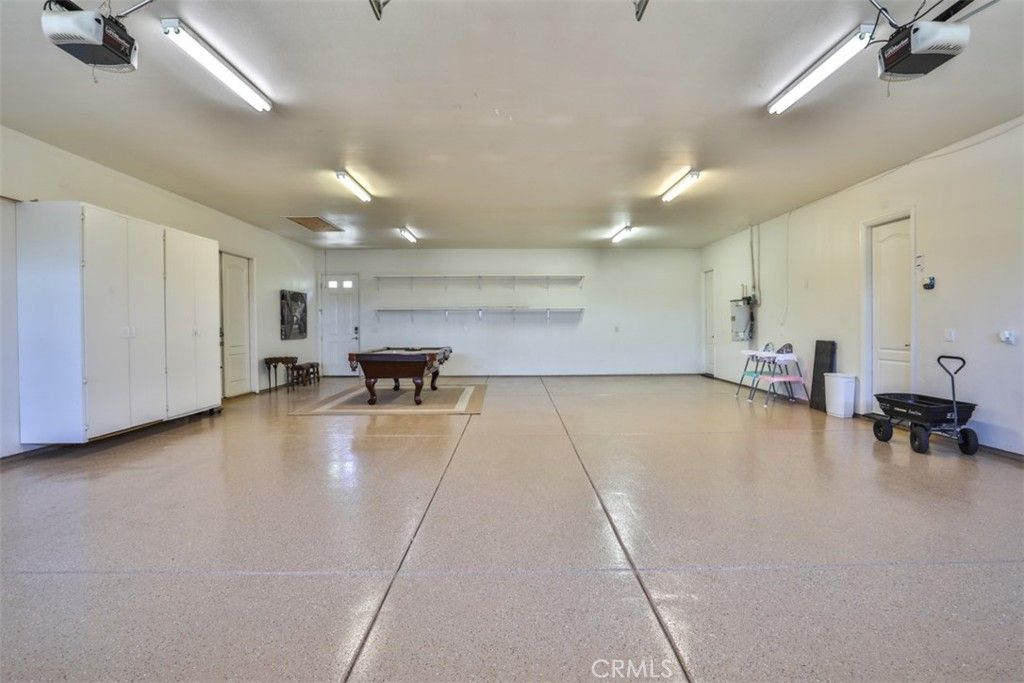 Billiard Table, Game Room, Garage, Interior