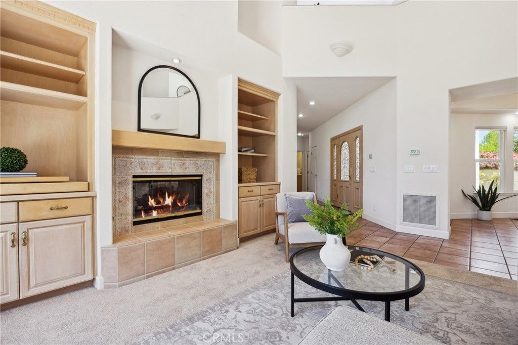 Fireplace, Interior, Recessed Lighting