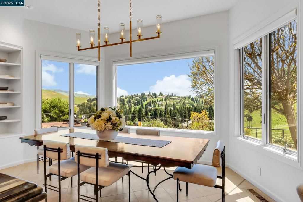Dining room, Interior, Pendant Lights