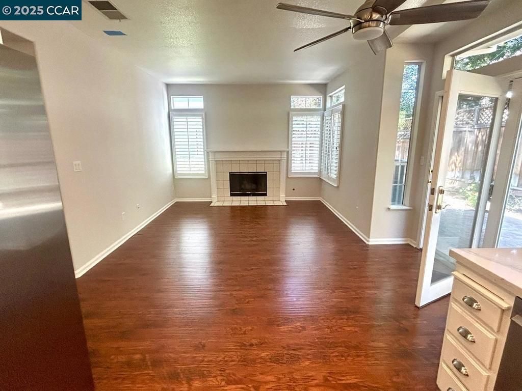 Empty room, Fireplace, Interior, Wood Texture Flooring