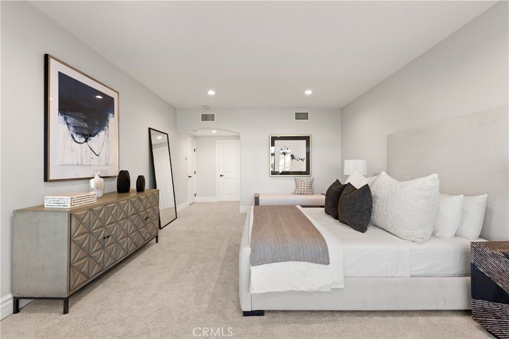 Bedroom, Interior, Recessed Lighting