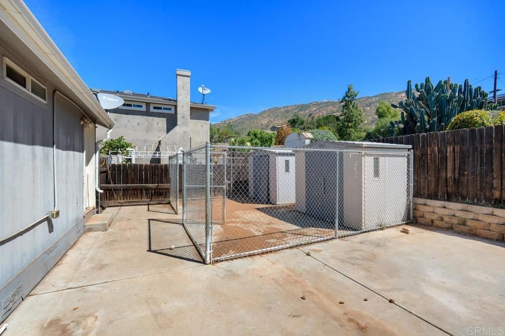 Exterior, Hot Tub