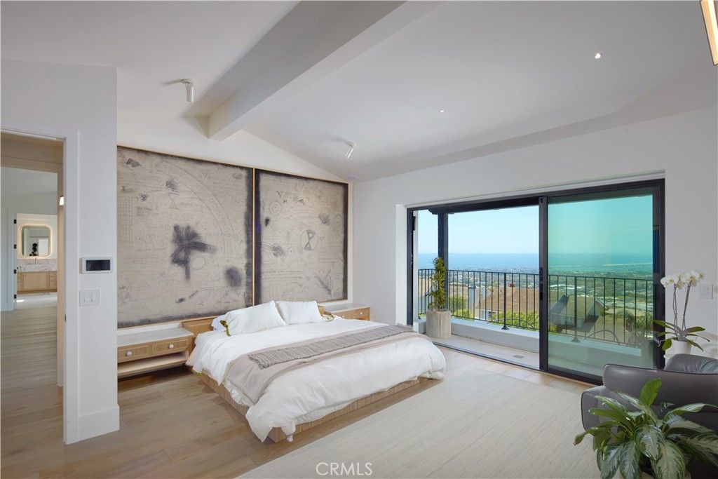Bedroom, Interior, Recessed Lighting, Water, Wood Texture Flooring