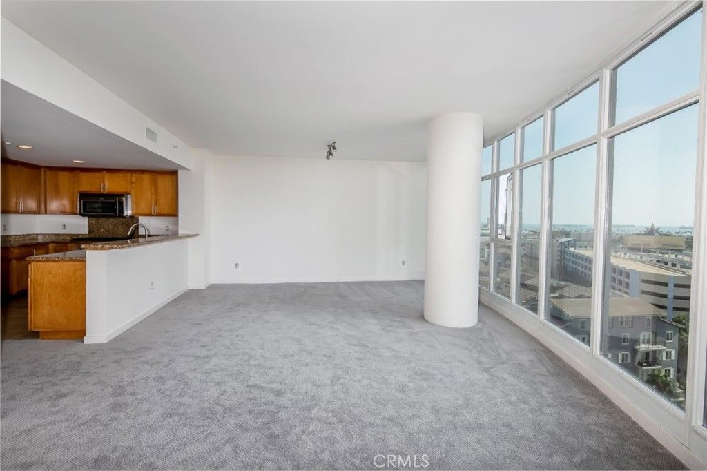 Empty room, Interior, Kitchen, Recessed Lighting
