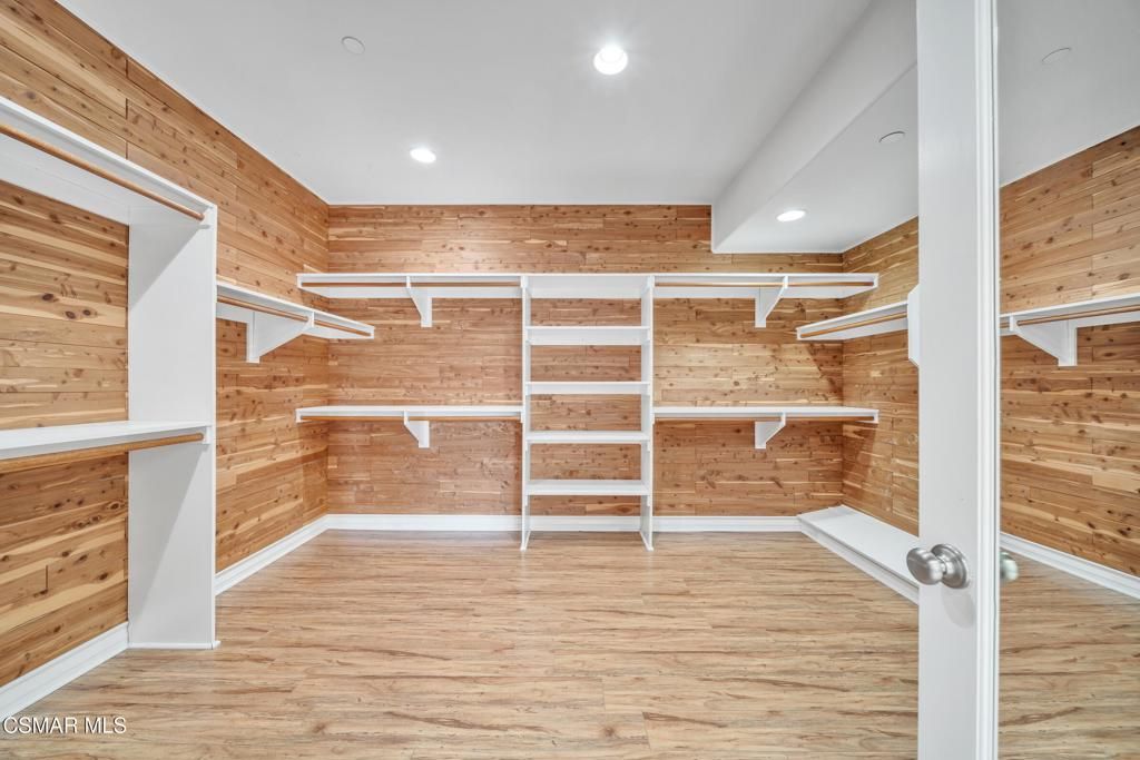 Empty room, Interior, Recessed Lighting, Wood Texture Flooring, Wooden Walls