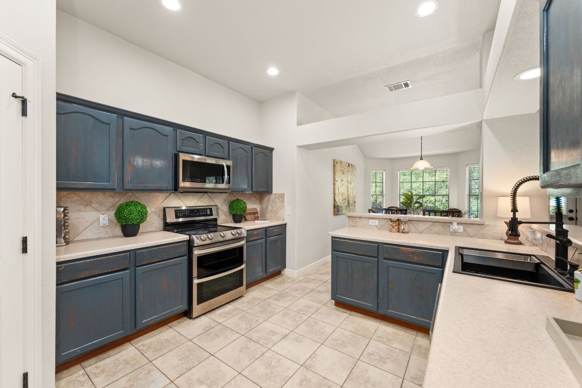 Interior, Kitchen, Pendant Lights, Recessed Lighting, Stainless Steel Appliances