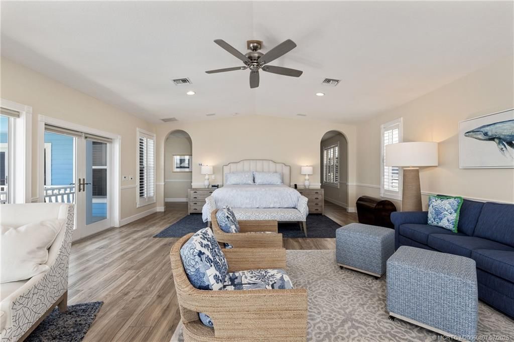 Bedroom, Interior, Living room, Recessed Lighting, Water, Wood Texture Flooring