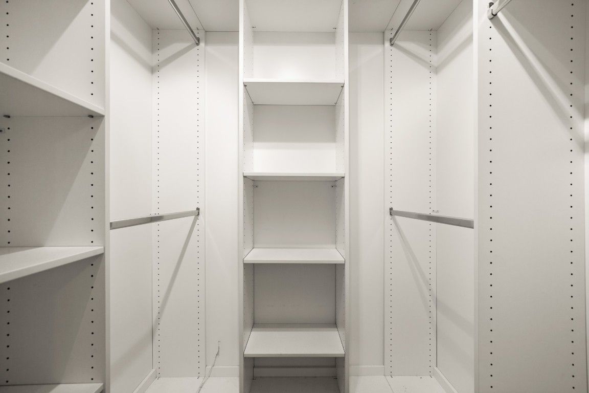 Interior, Walk-in Closets