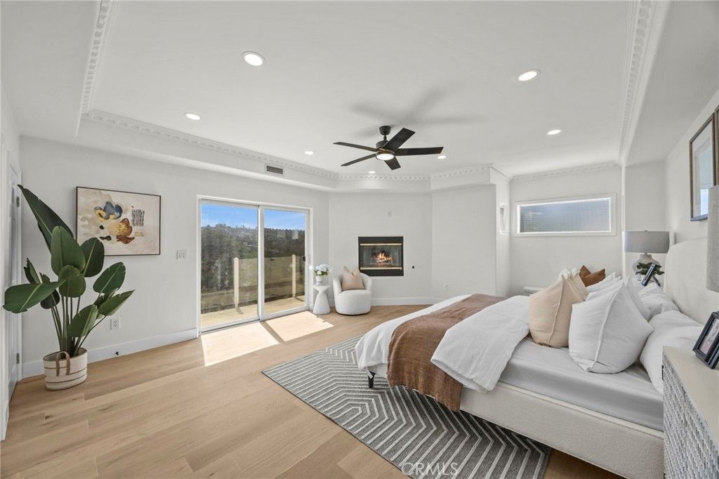 Bedroom, Fireplace, Interior, Recessed Lighting, Wood Texture Flooring