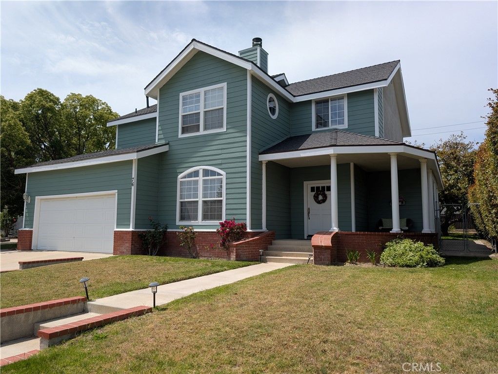 Attached, Exterior, Facade, American Craftsman