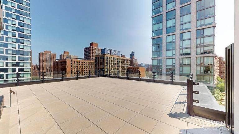Exterior, Other, Skyline