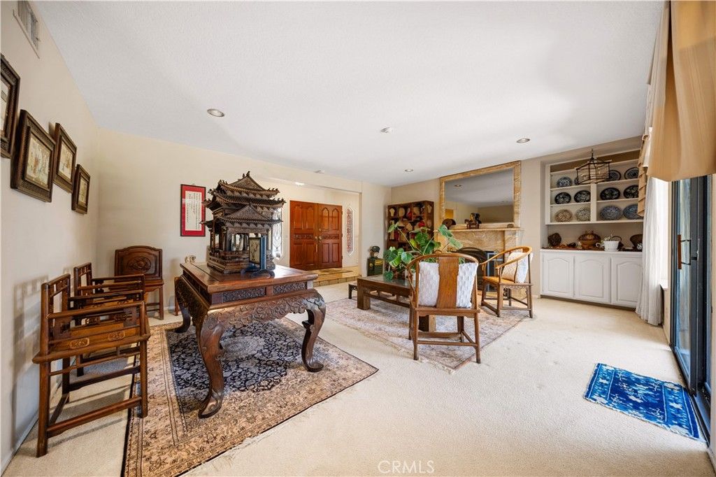 Dining room, Fireplace, Interior, Recessed Lighting