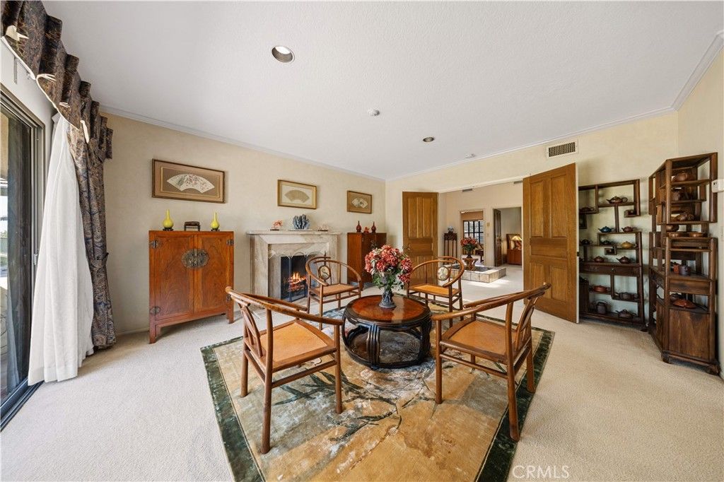 Dining room, Fireplace, Interior, Recessed Lighting
